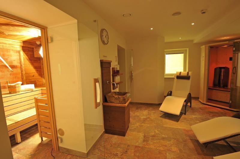 Zur Barbara Hotel 4*